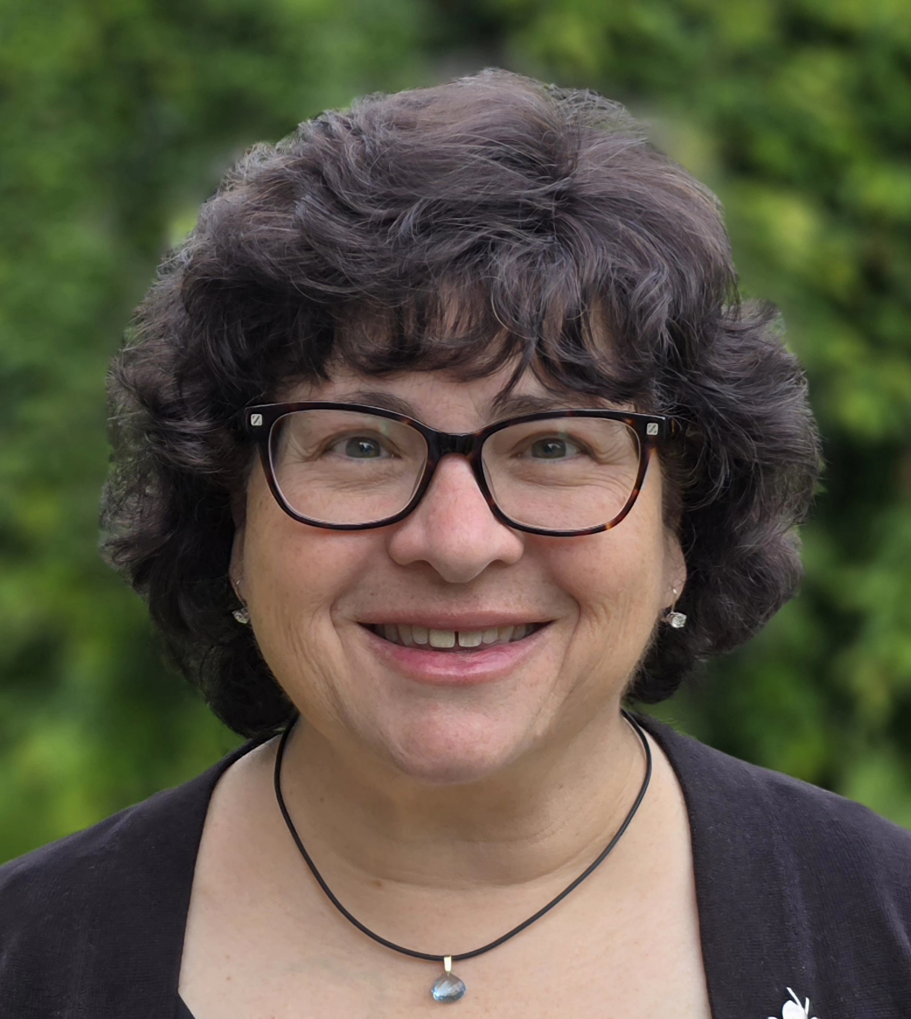 Headshot of Elissa Brill Pashkin